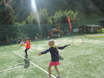 Children tennis + Football course (6/11 y/o) 2hr30/day - Val d'Isère