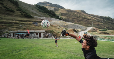 Teen tennis + Football course (11/17 y/o) 3hr/day - Val d'Isère